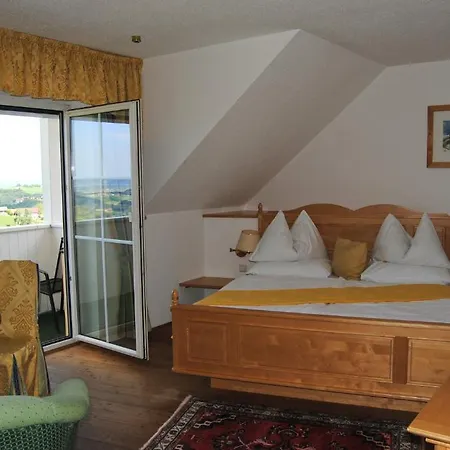 Hotell Panoramahotel Steirerland Kitzeck im Sausal