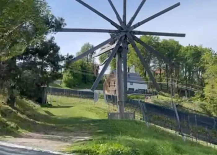 斯特瑞尔兰德全景酒店 绍萨尔地区基策克